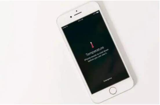 平阳苹果手机维修分享iPhone 手机发热如何快速降温 